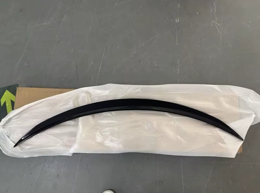 Rear Trunk Spoiler Wing for Mercedes-Benz C-Class W205 C205 (2015–2021) – AMG Style Lip Splitter
