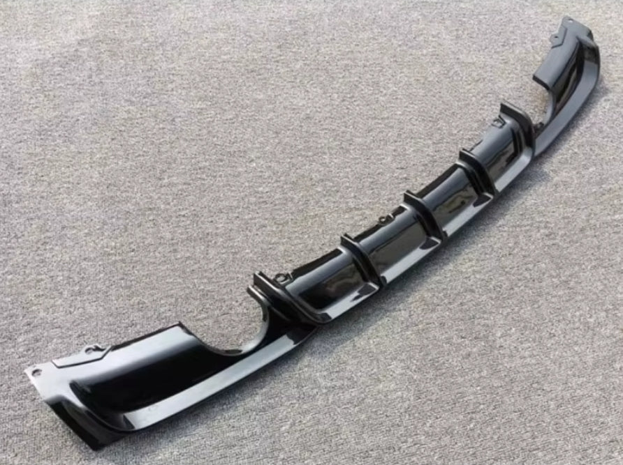 Rear Bumper Diffuser for BMW 3 Series F30 F35 (2013–2019) – M Performance Style Lip Spoiler
